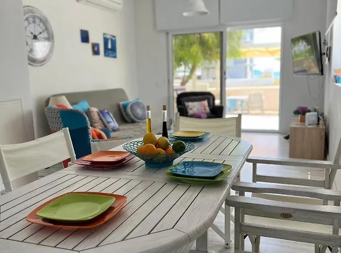 Cozy House Perivolia