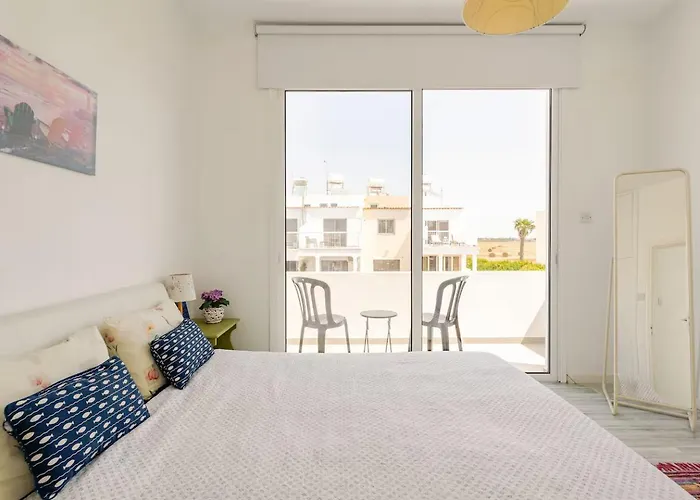 Cozy House Perivolia