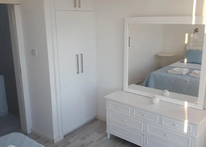 Cozy House Perivolia